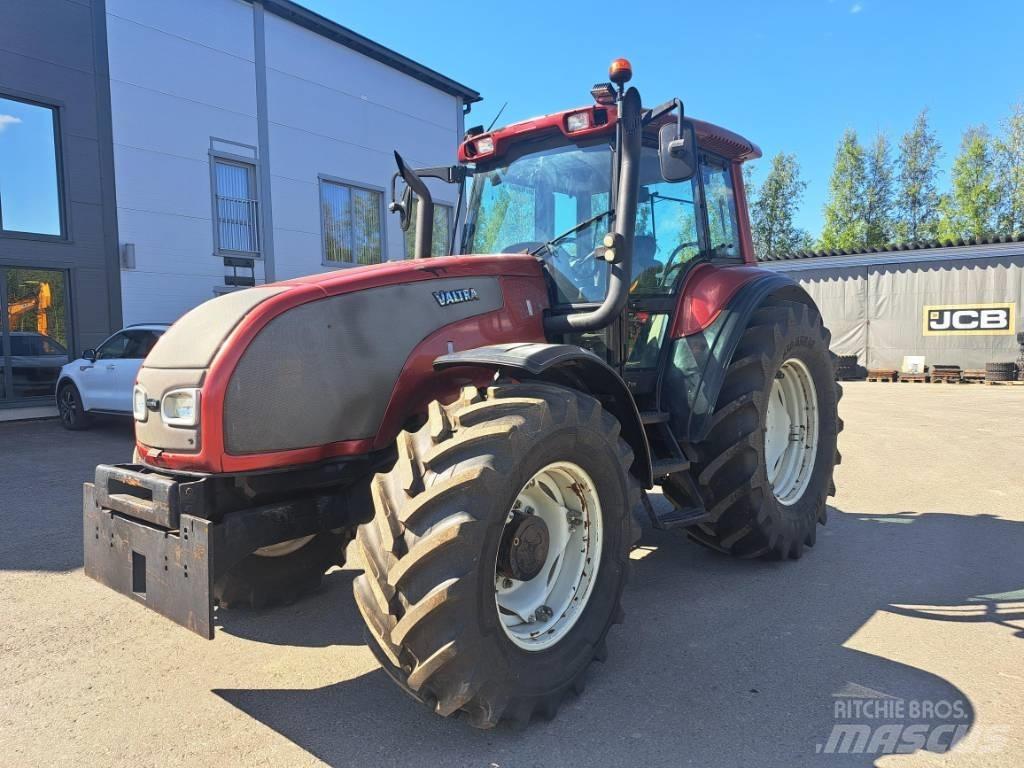 Valtra T 170 Traktory