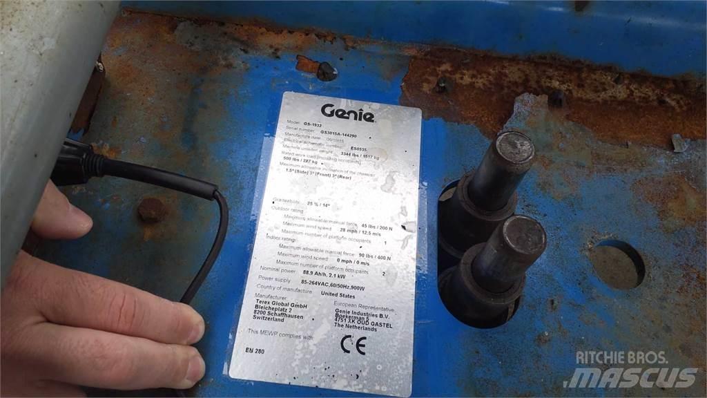 Genie GS1932 Nůžková zvedací plošina
