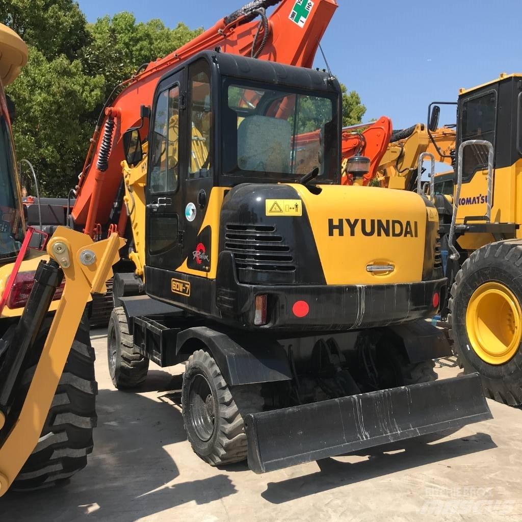 Hyundai 60 W Kolová rýpadla
