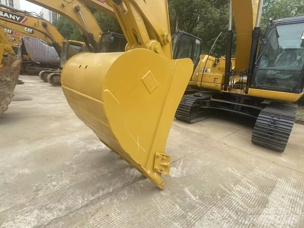 CAT 2021 CAT 323Gx Kolová rýpadla