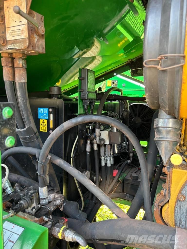 McCloskey R230 Třídiče