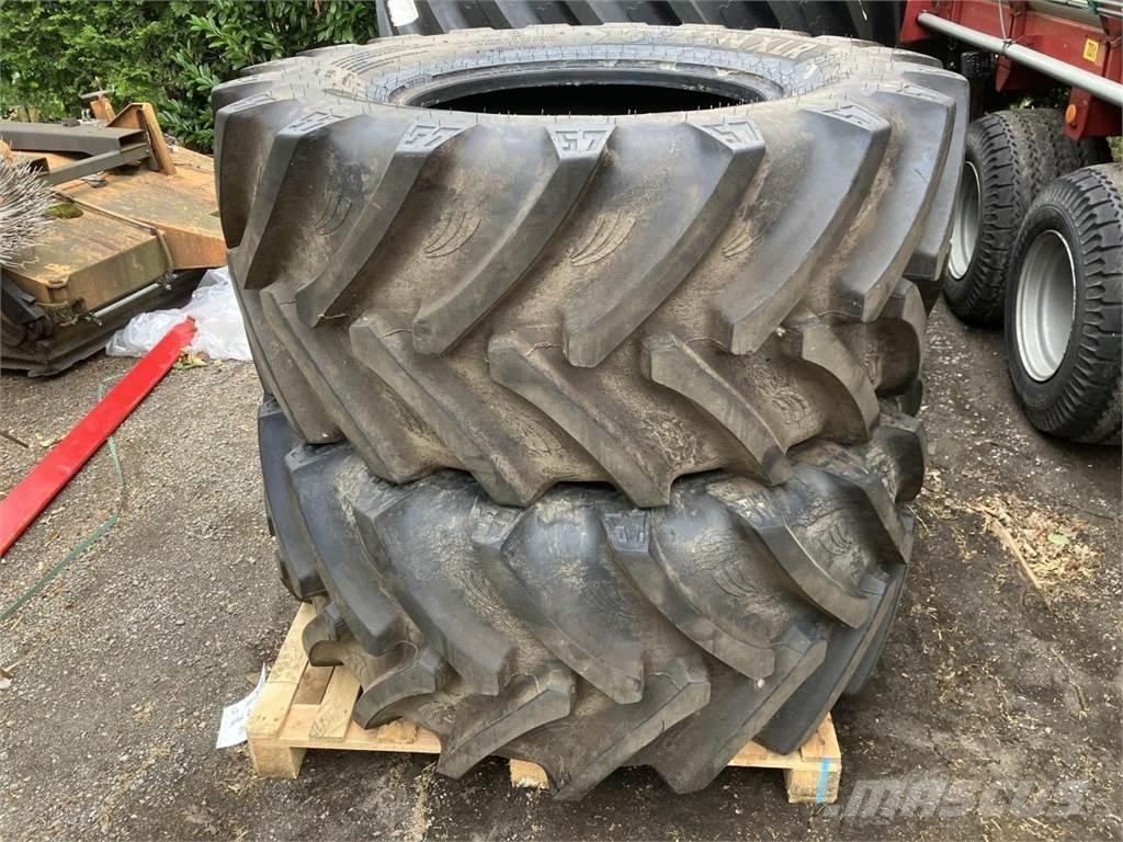 BKT 600/65R28 Pneumatiky, kola a ráfky