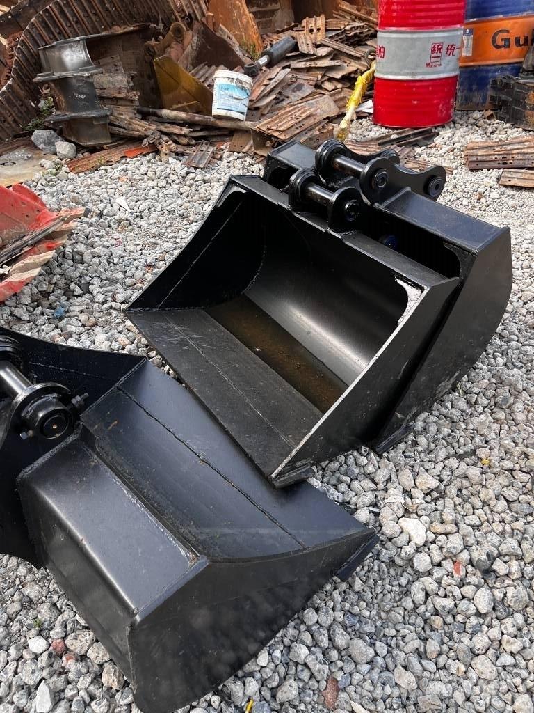 Hitachi ZX 70 Midi rýpadla 7t - 12t