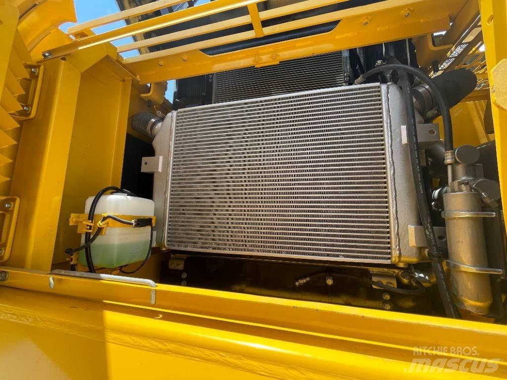 Komatsu PC360 Pásová rýpadla