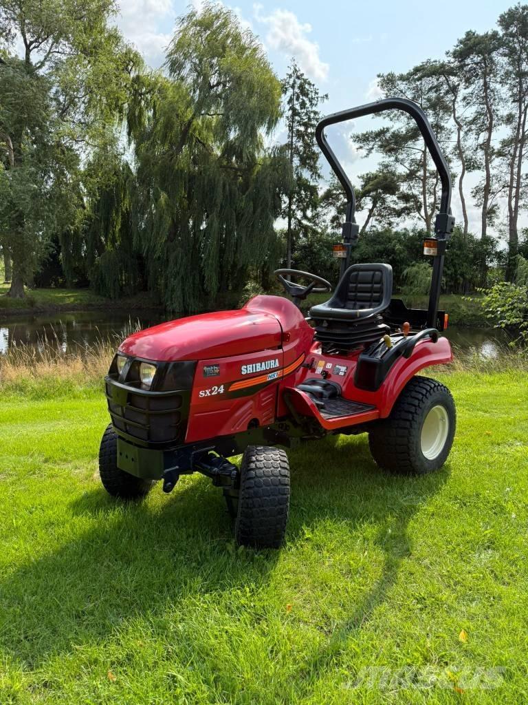 Shibaura SX 24 Kompaktní traktory