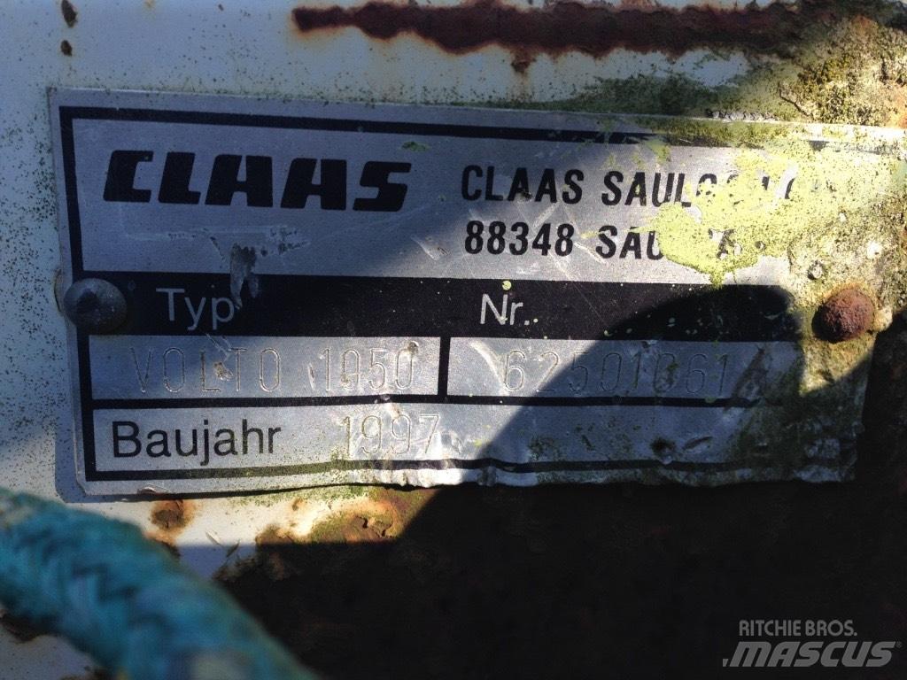 CLAAS Volto 1050 Obraceče a shrabovače sena
