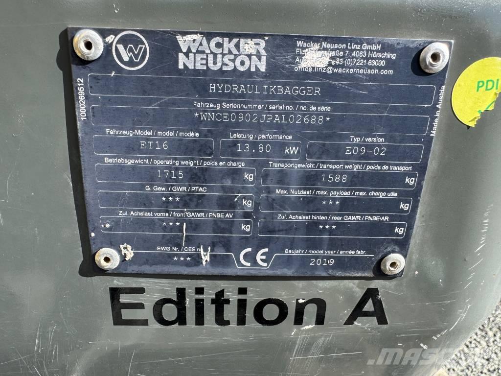 Wacker Neuson ET16 Pásová rýpadla