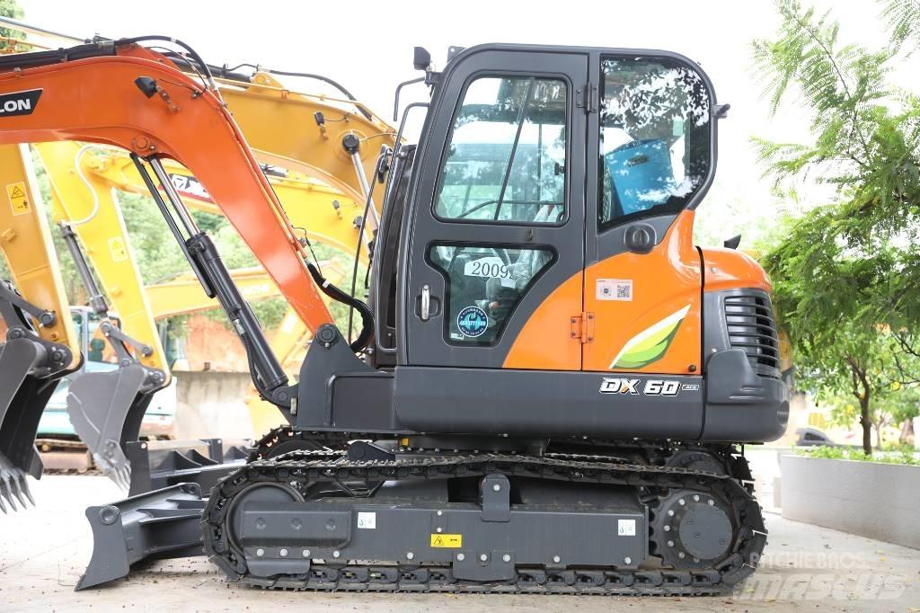 Develon DX 60 E-10 N Kolová rýpadla