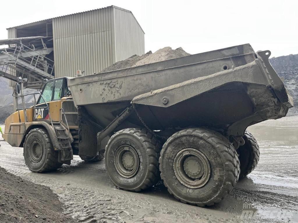 CAT 730 C Kloubové dempry