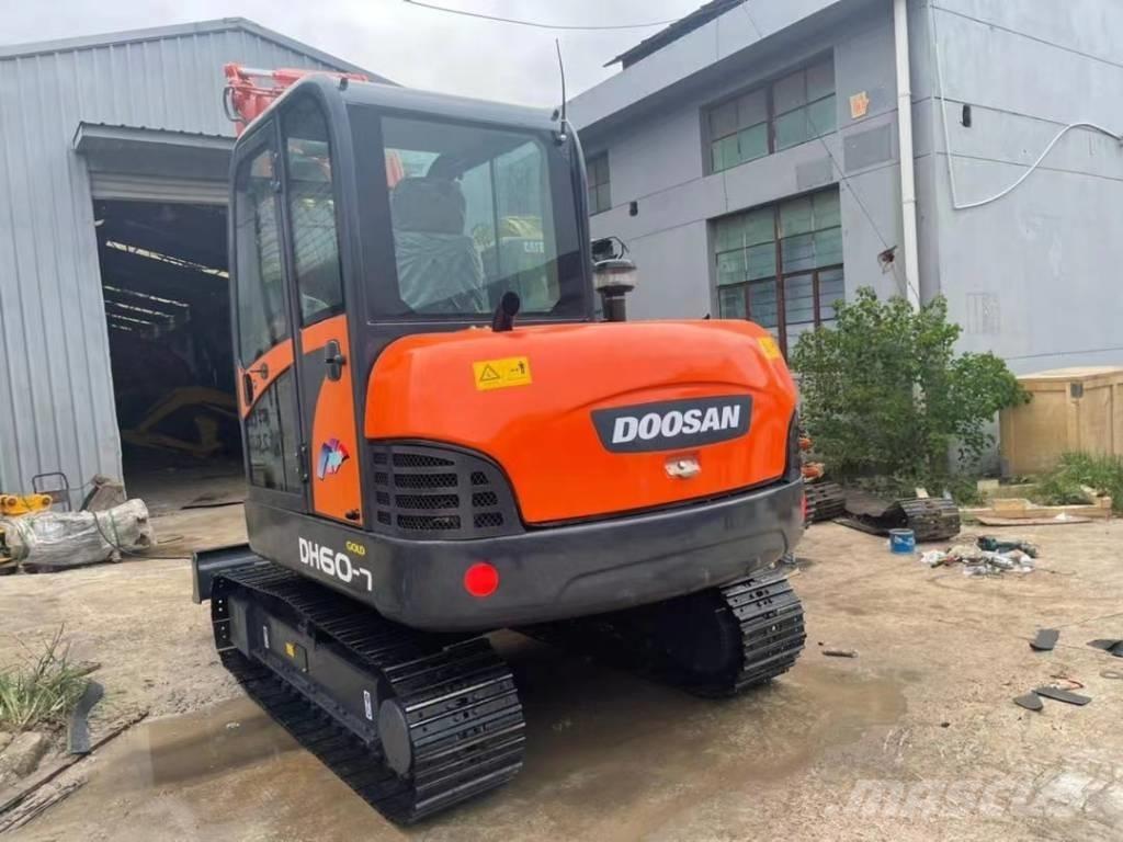 Doosan DH 60-7 Mini rýpadla < 7t