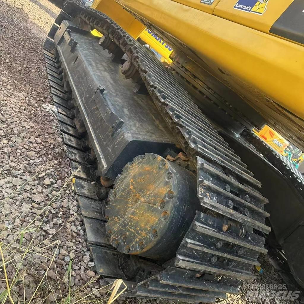 Komatsu PC 400-8 Pásová rýpadla