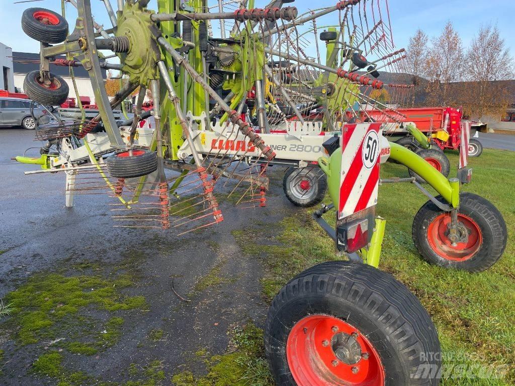 CLAAS Liner 2800 Obraceče a shrabovače sena