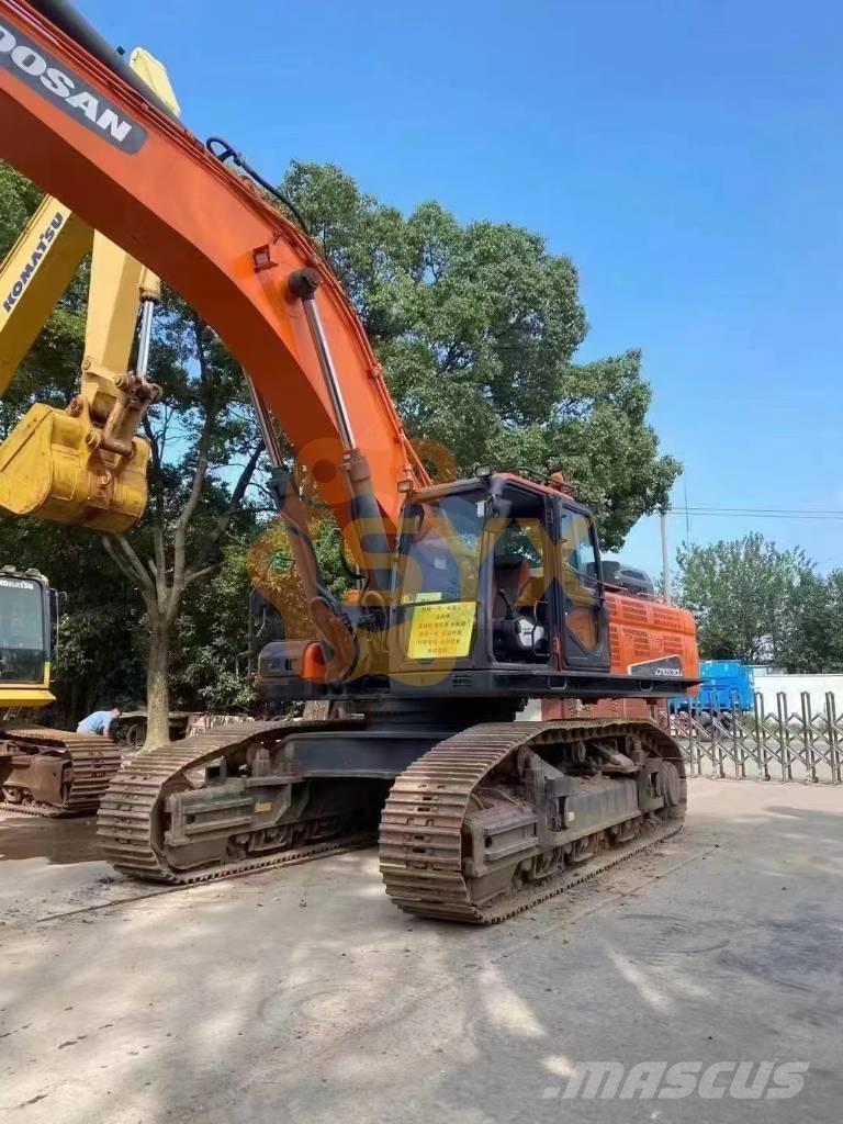 Doosan DX530 LC Pásová rýpadla