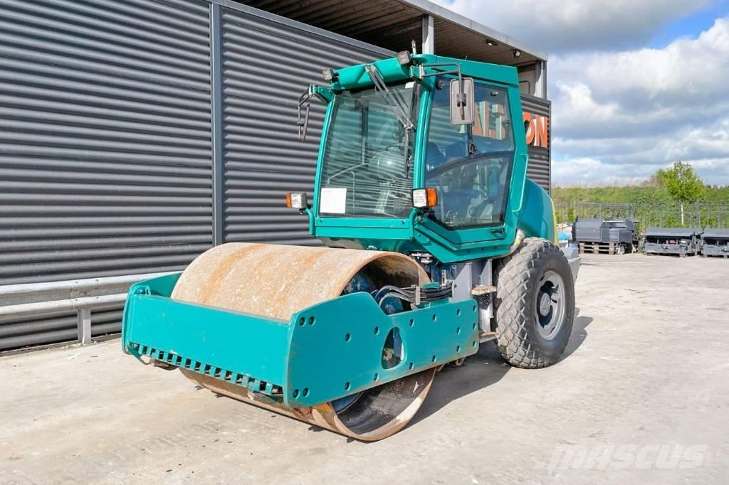 Hamm 3307 HT Tahačové válce