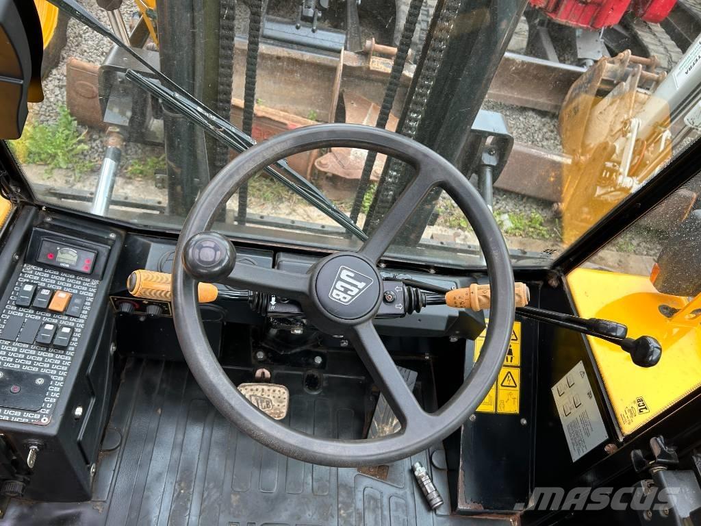 JCB 926 Terénní vysokozdvižné vozíky