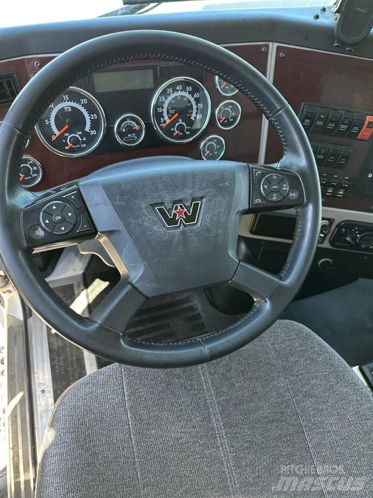 Western Star 4700 Sklápěče