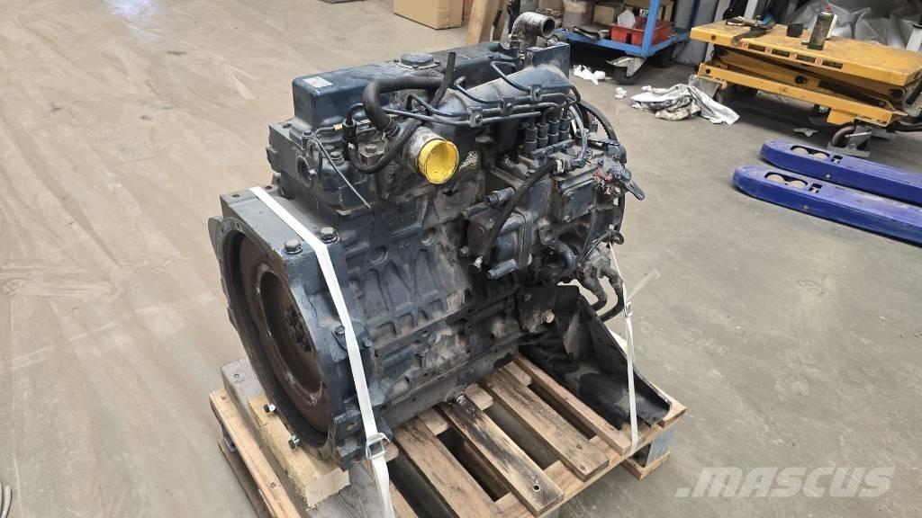 Kubota V 2403 Motory