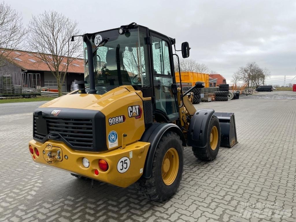 CAT 908M - 908 M Kolové nakladače