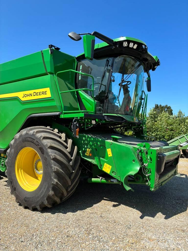 John Deere X9 1000 Sklízecí mlátičky