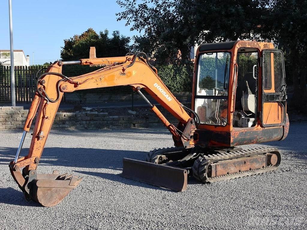 Doosan SOLAR035 Mini rýpadla < 7t