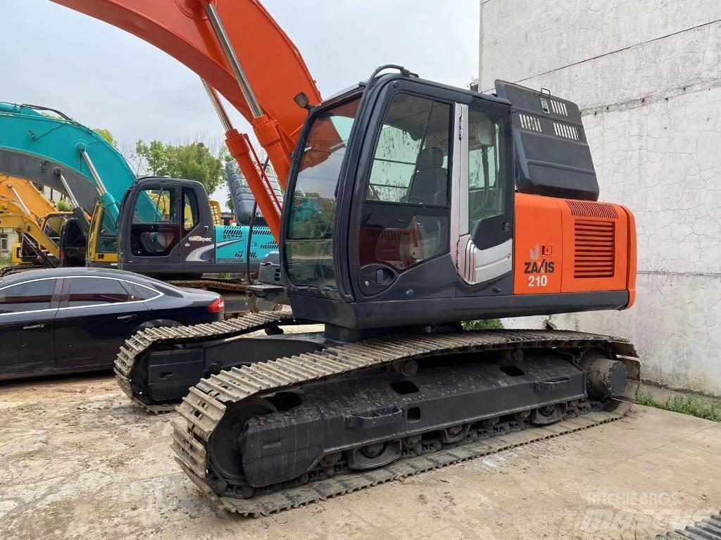 Hitachi ZX 210 Pásová rýpadla