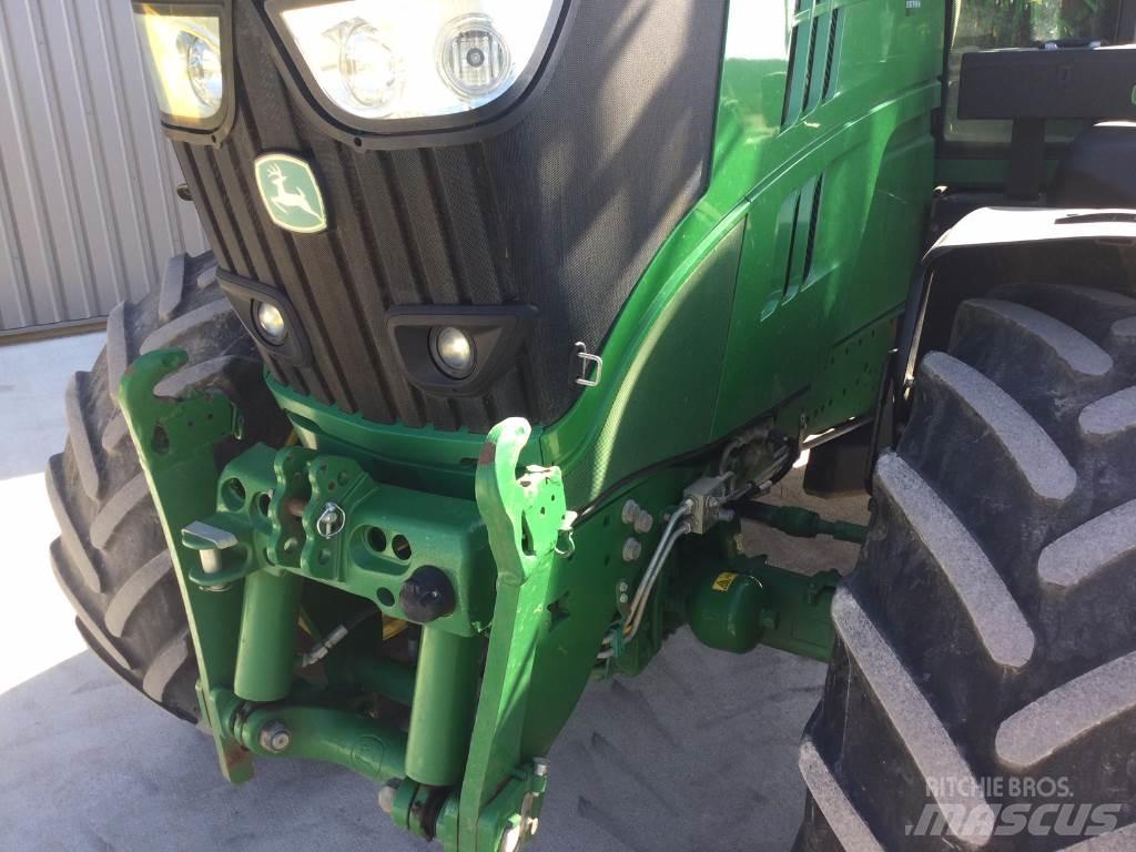 John Deere 6175M Traktory