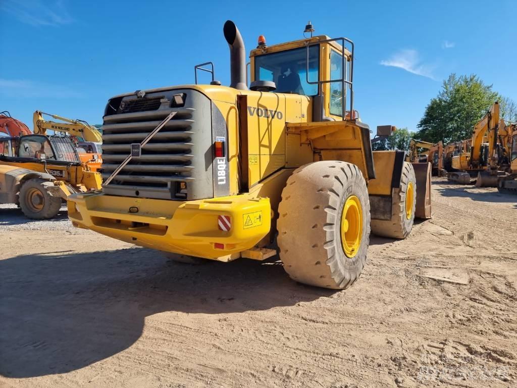 Volvo L 180 E Kolové nakladače