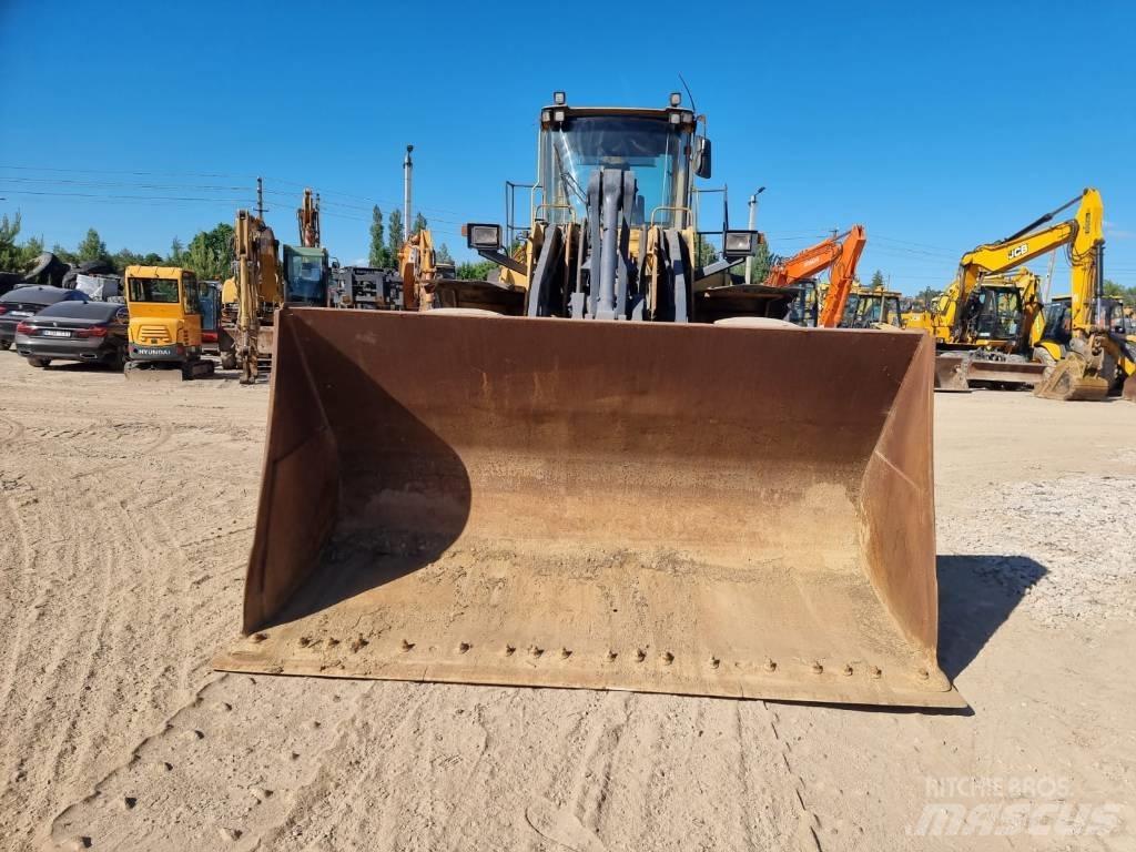 Volvo L 180 E Kolové nakladače