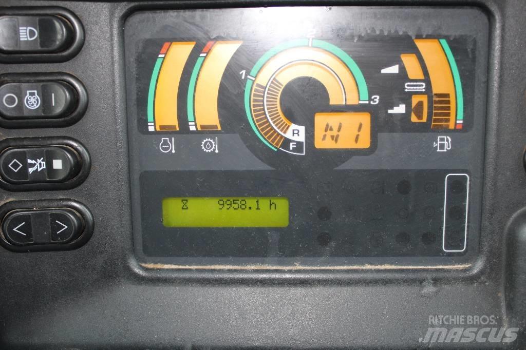 Komatsu D 51 PX-22 Pásové dozery
