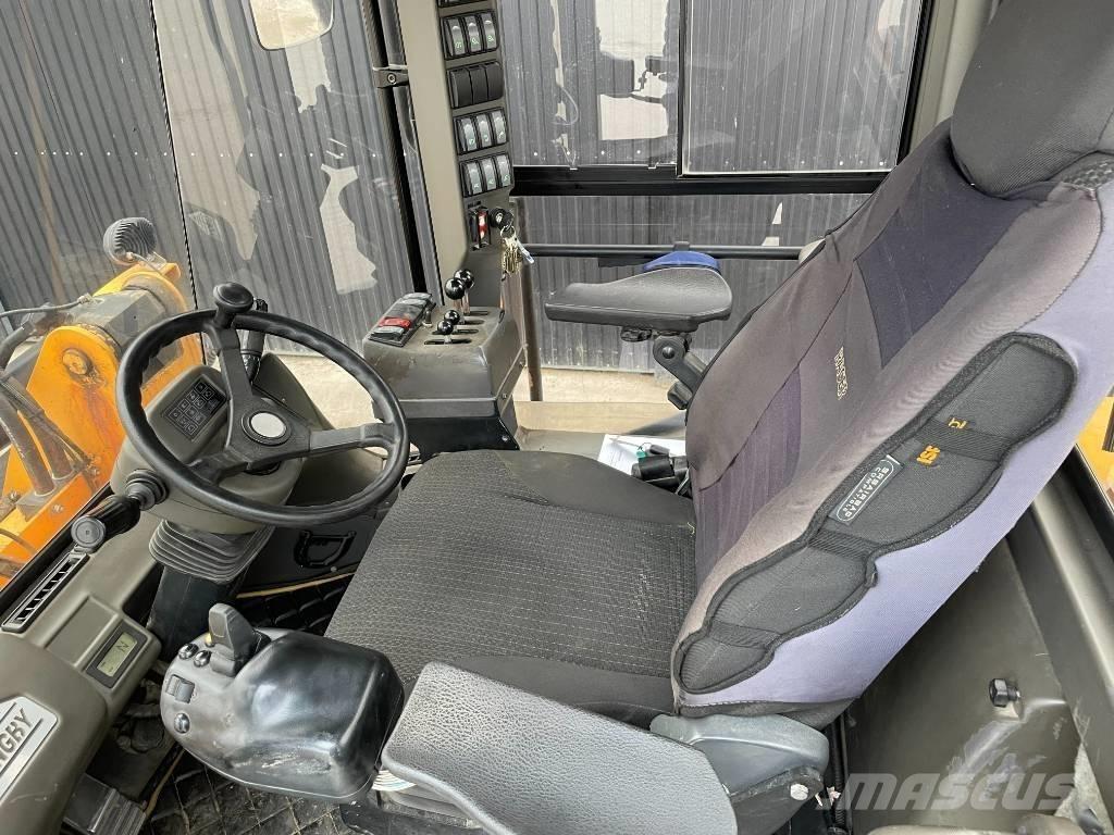 Ljungby L 13 Kolové nakladače