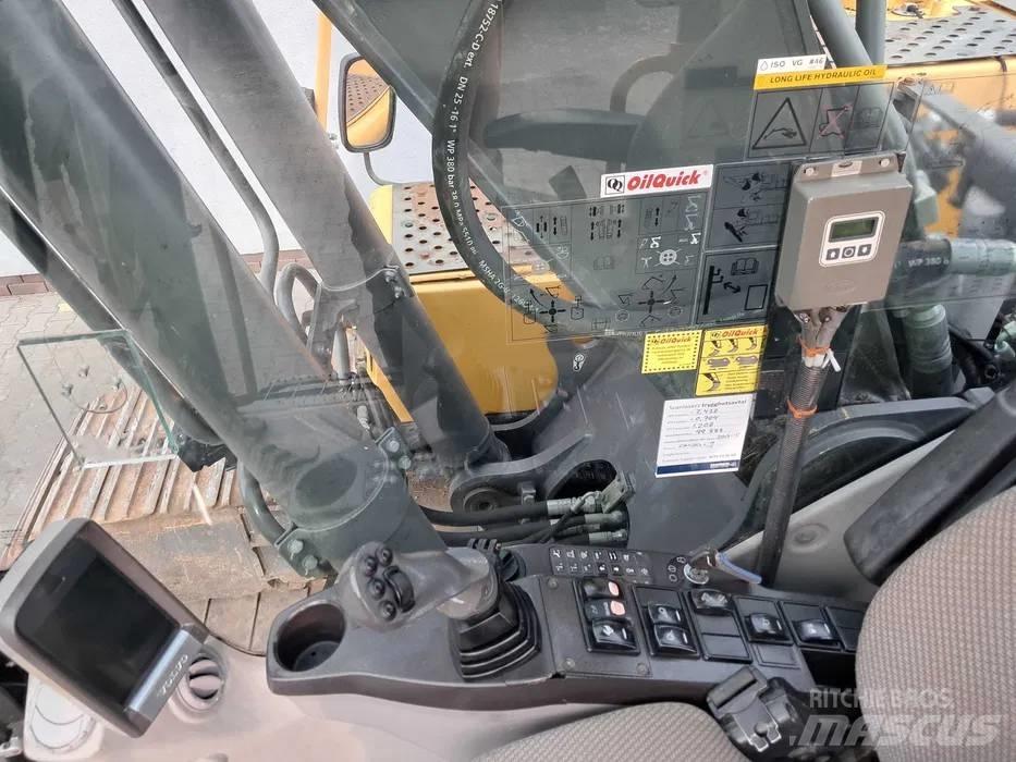 Volvo EC 220 DL Pásová rýpadla