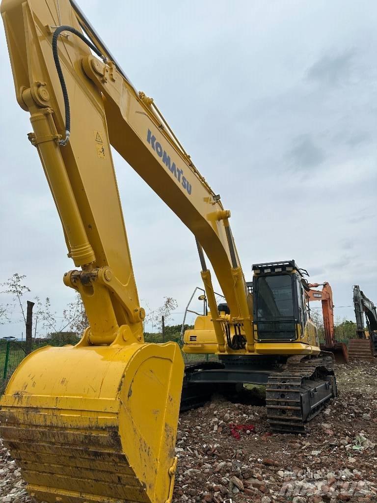 Komatsu PC 450-8 Pásová rýpadla