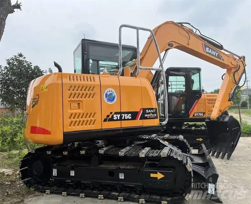 Sany SY75C Midi rýpadla 7t - 12t