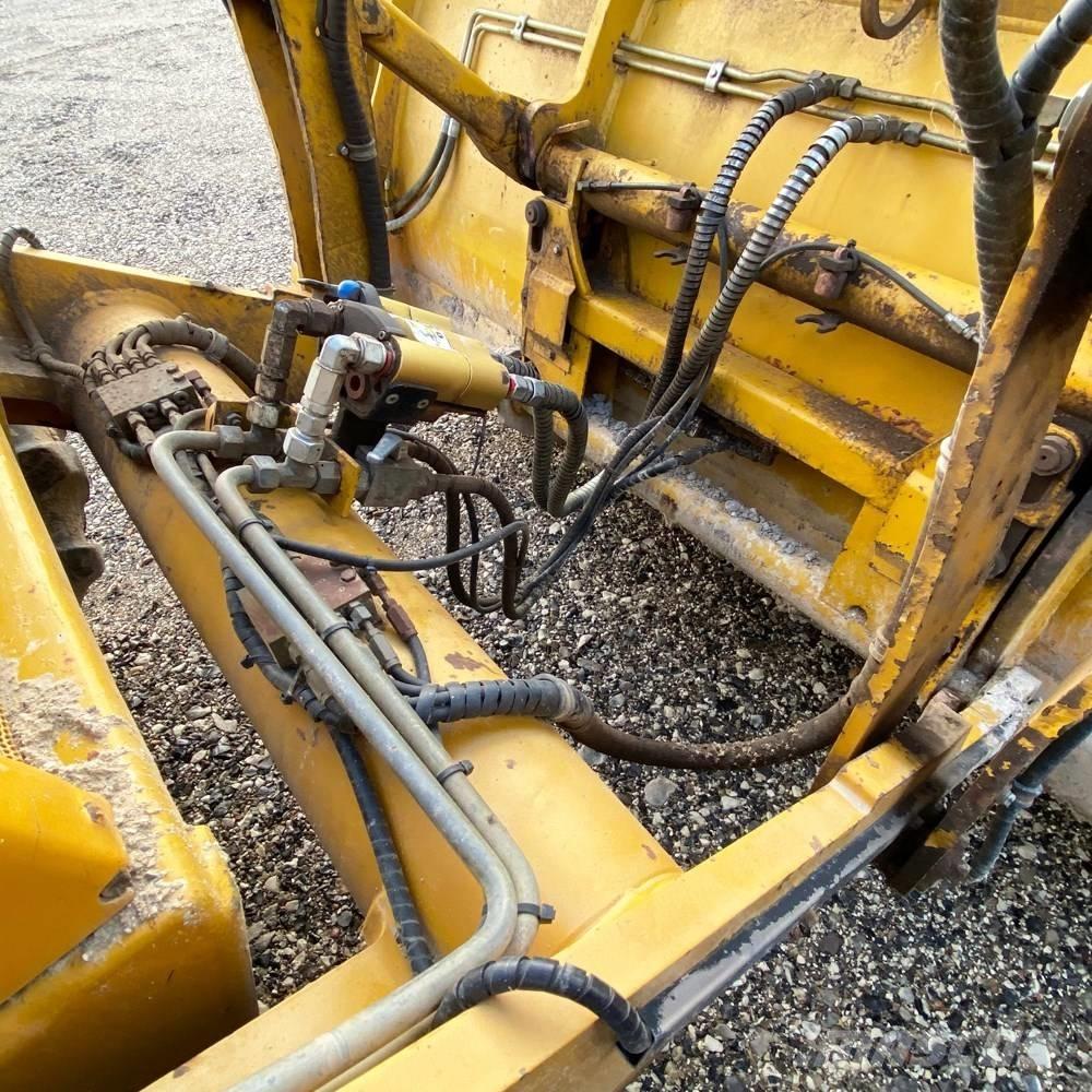 Hydrema 906 C-2 ESD Rýpadlo-nakladače