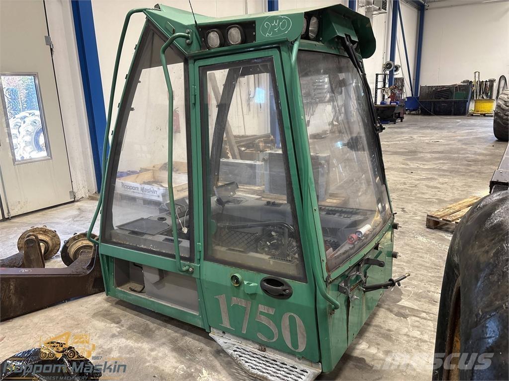 Gremo  Kabiny a interiér