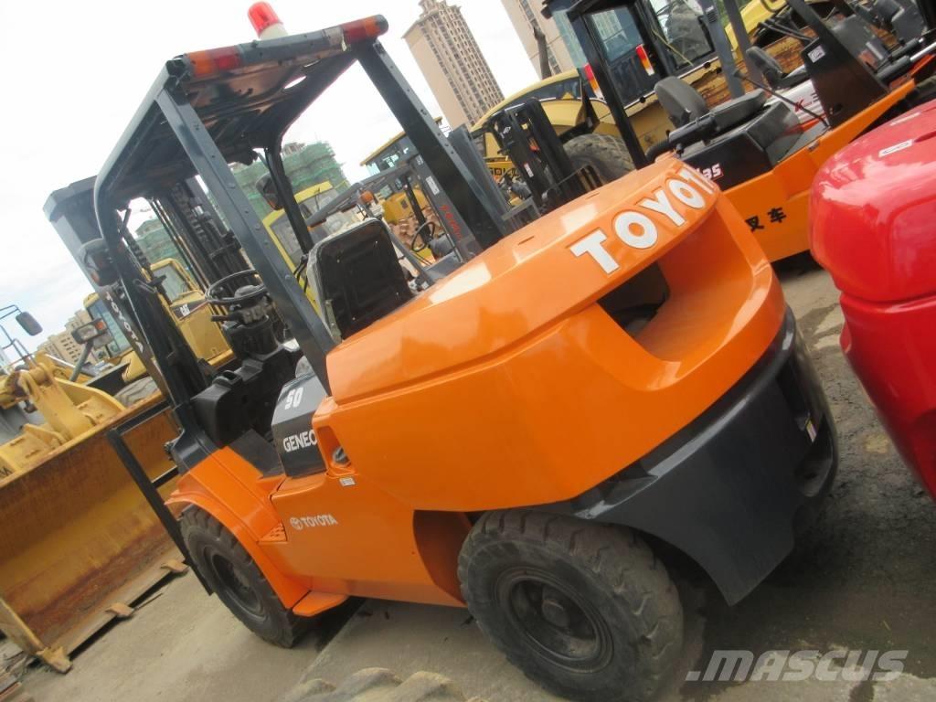 Toyota FD 30 Dieselové vozíky
