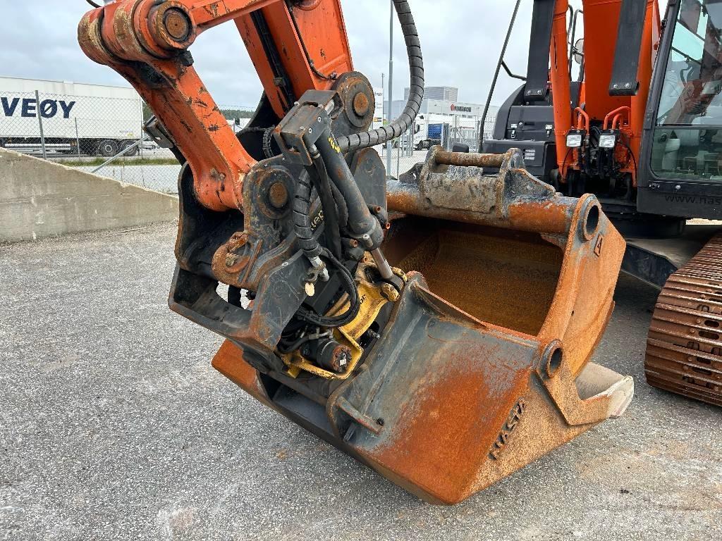 Hitachi ZX 210 LC-6 Pásová rýpadla