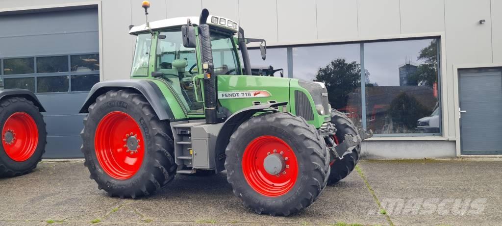 Fendt 718 Vario TMS Traktory