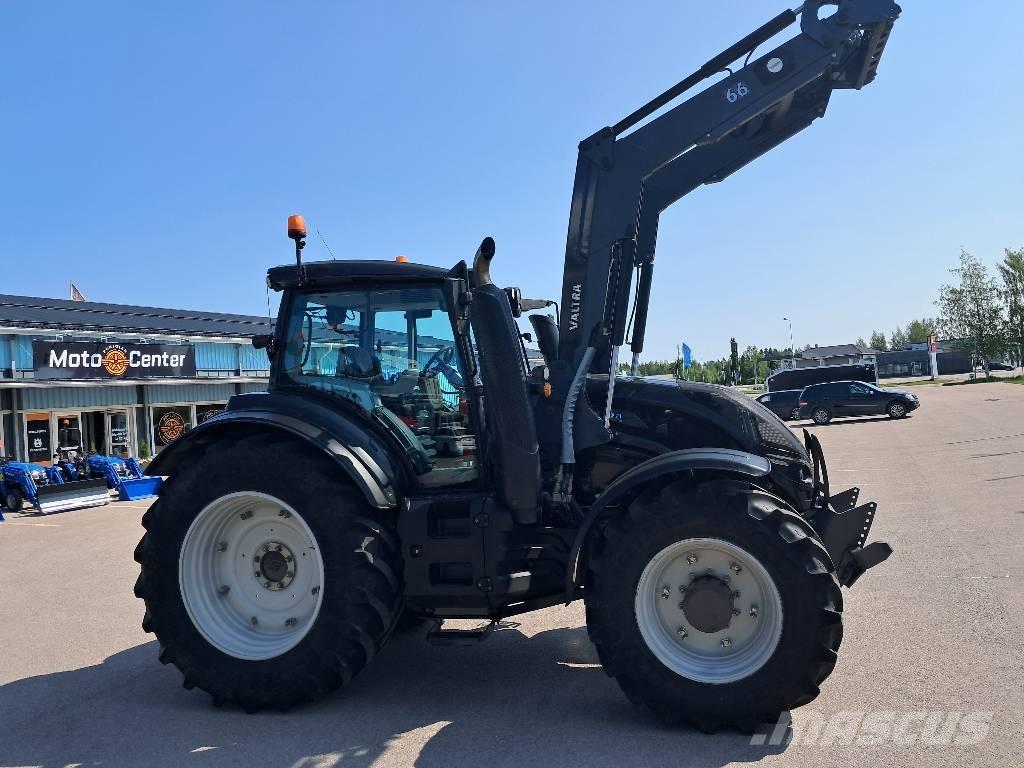 Valtra T174E Versu Traktory
