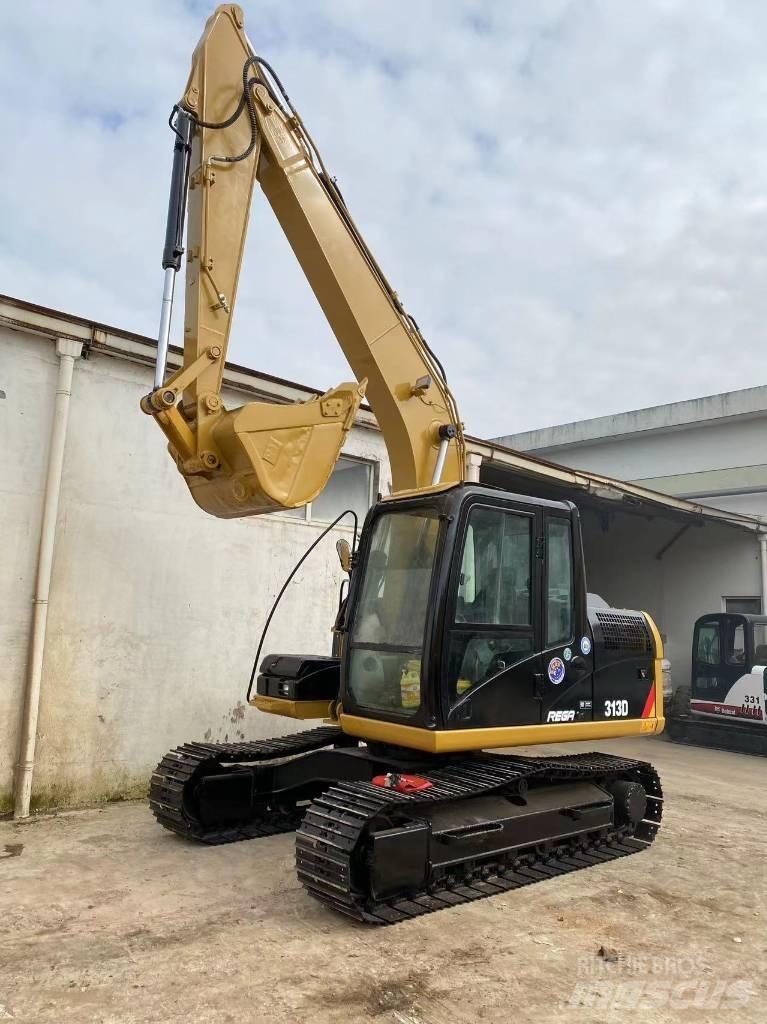 CAT 313 D Pásová rýpadla