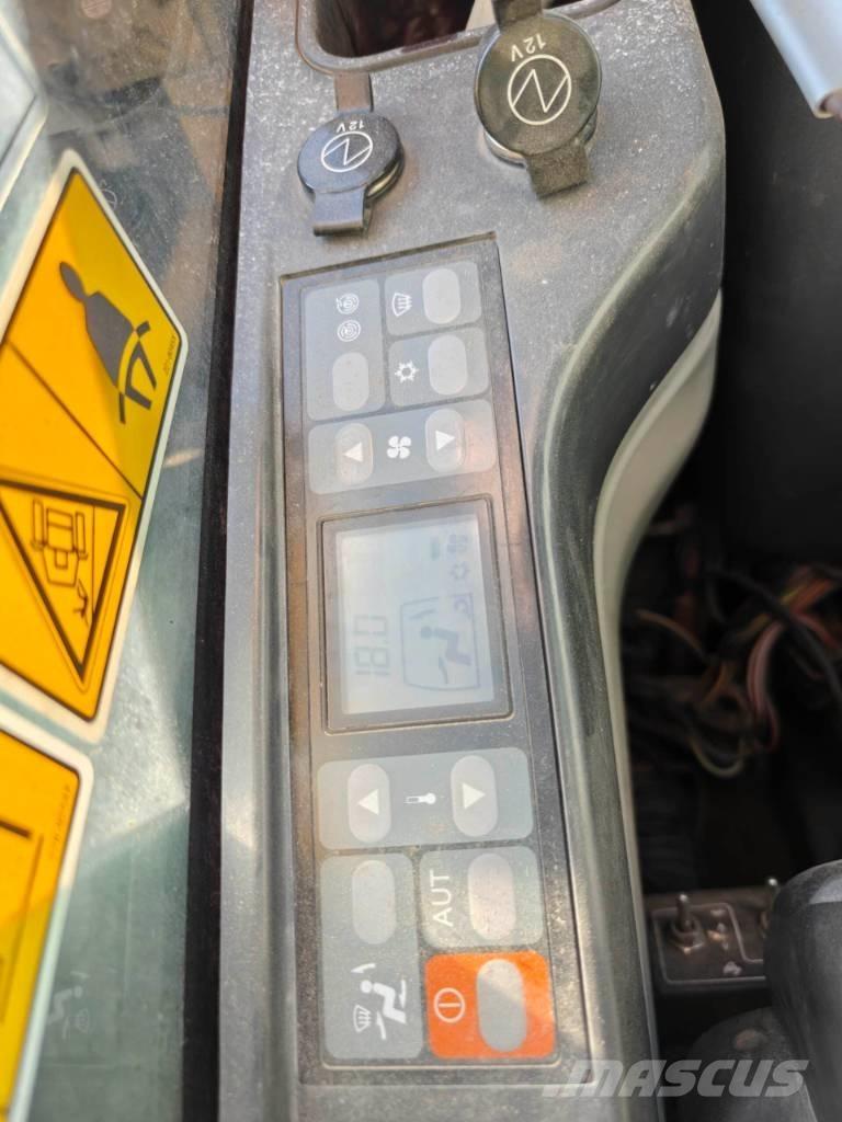 CAT 320 D LRR Pásová rýpadla