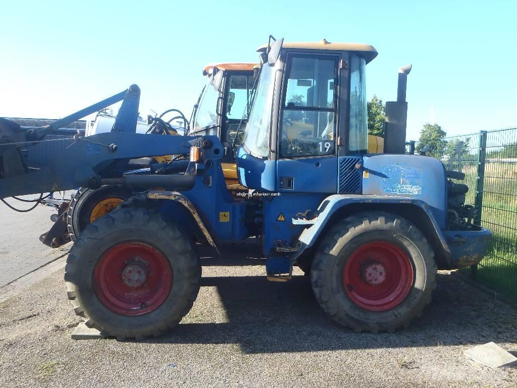 Volvo BM L45 defekt Kolové nakladače