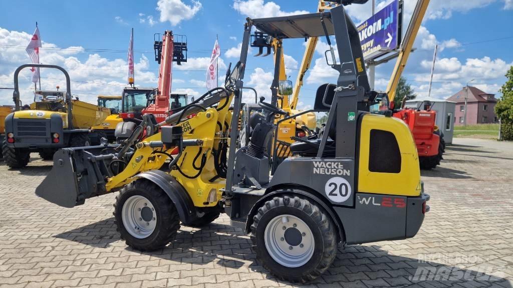 Wacker Neuson WL 25 Kolové nakladače