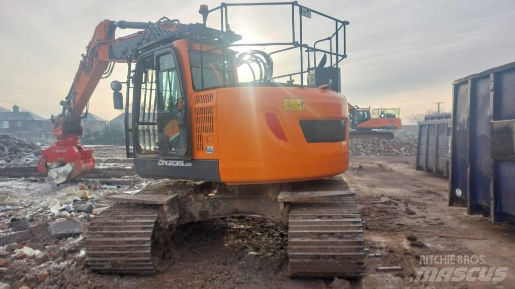 Doosan DX 235 LCR-5 Pásová rýpadla