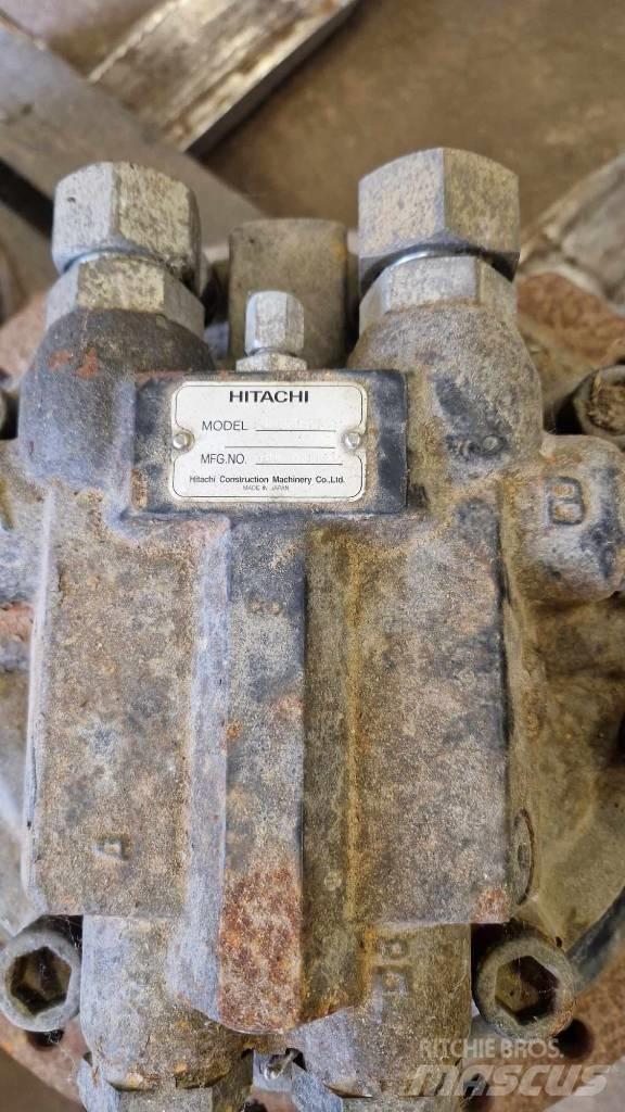 Hitachi ZX 300 Pásy, řetězy a podvozek