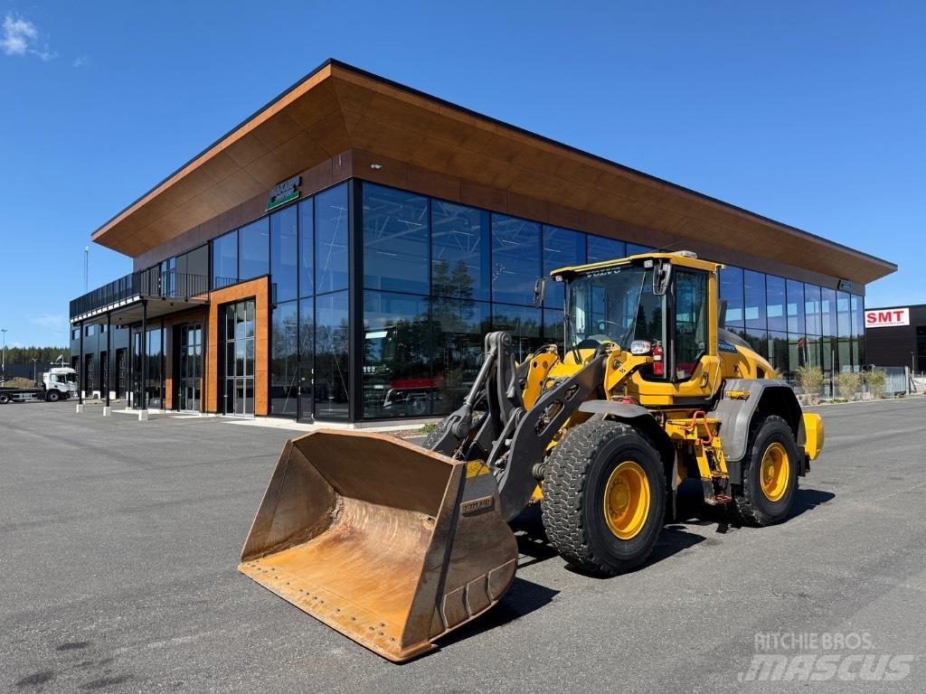 Volvo L90H Kolové nakladače