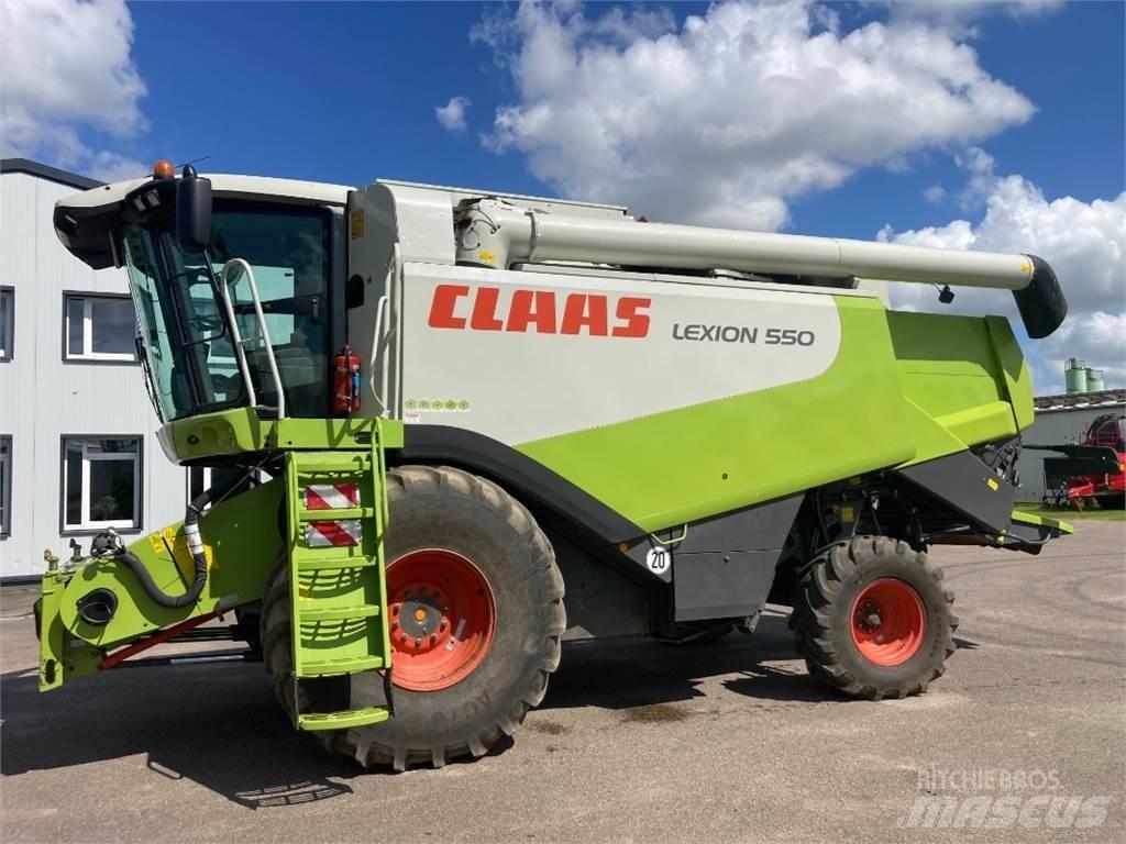 CLAAS LEXION 550 Sklízecí mlátičky