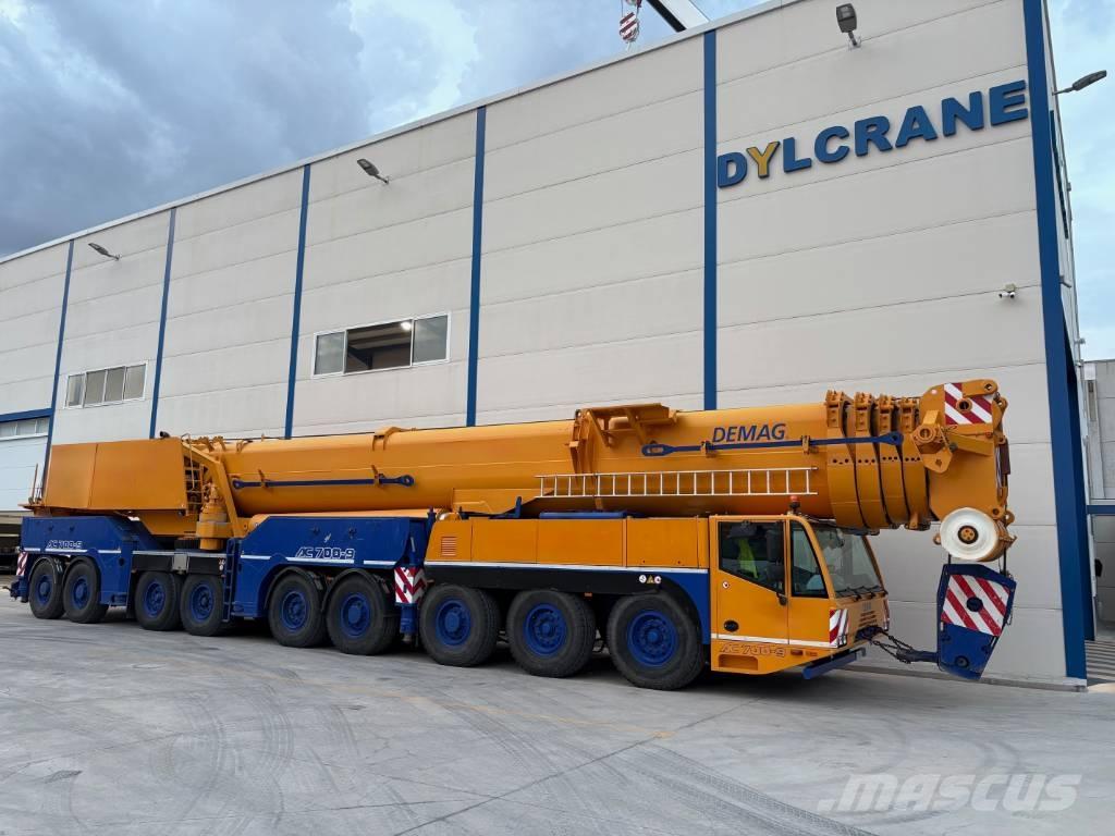 Demag AC 700 Univerzální terénní jeřáby