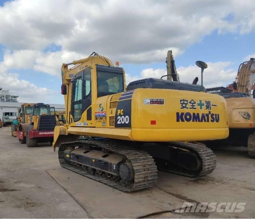 Komatsu pc200-8 Pásová rýpadla