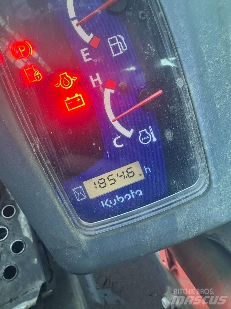 Kubota SSV 75 Smykem řízené nakladače